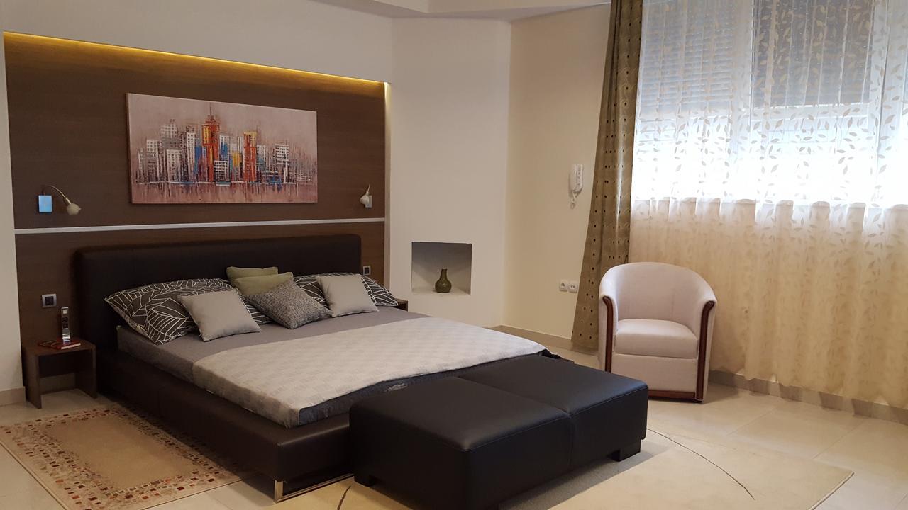Centar Lux Vrsac Exterior foto