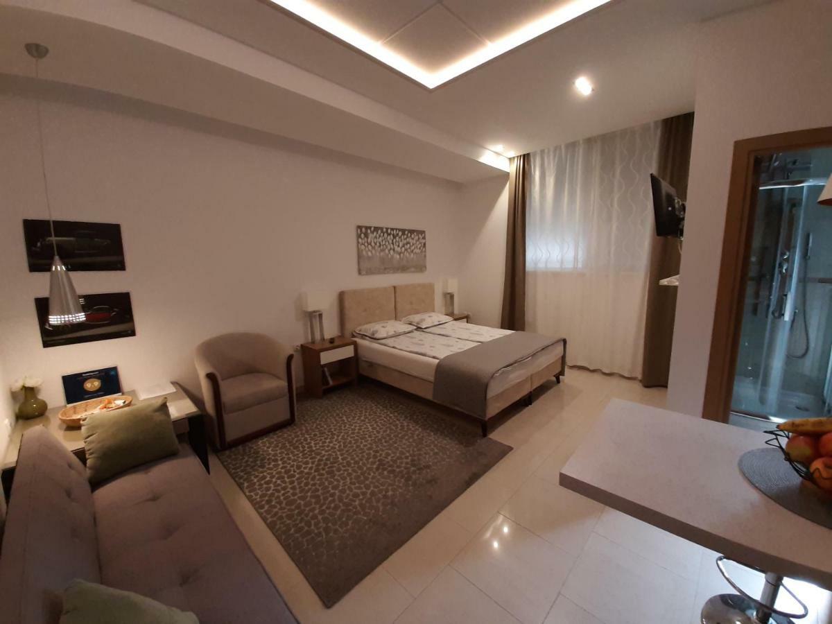 Centar Lux Vrsac Exterior foto